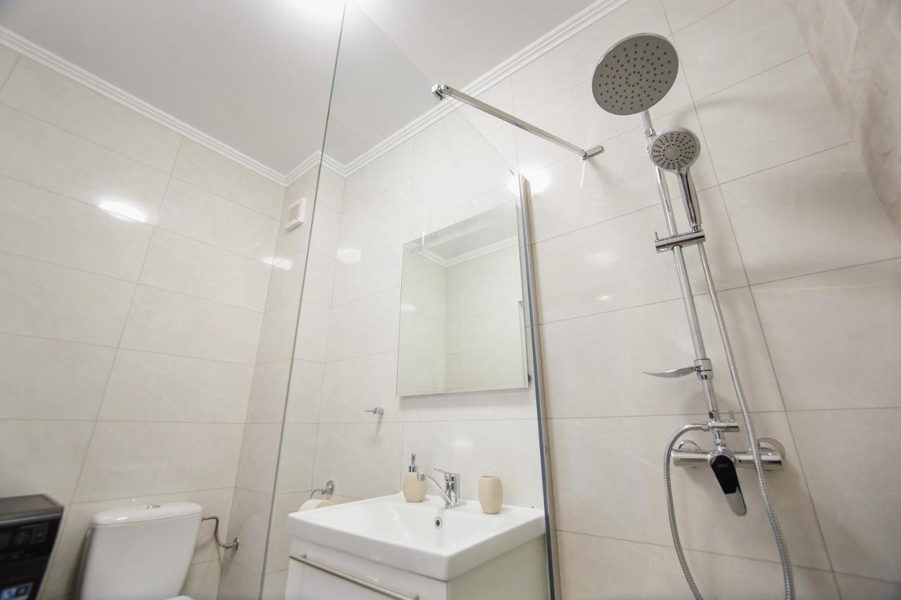 Apartamento Trio Pink Oradea Exterior foto